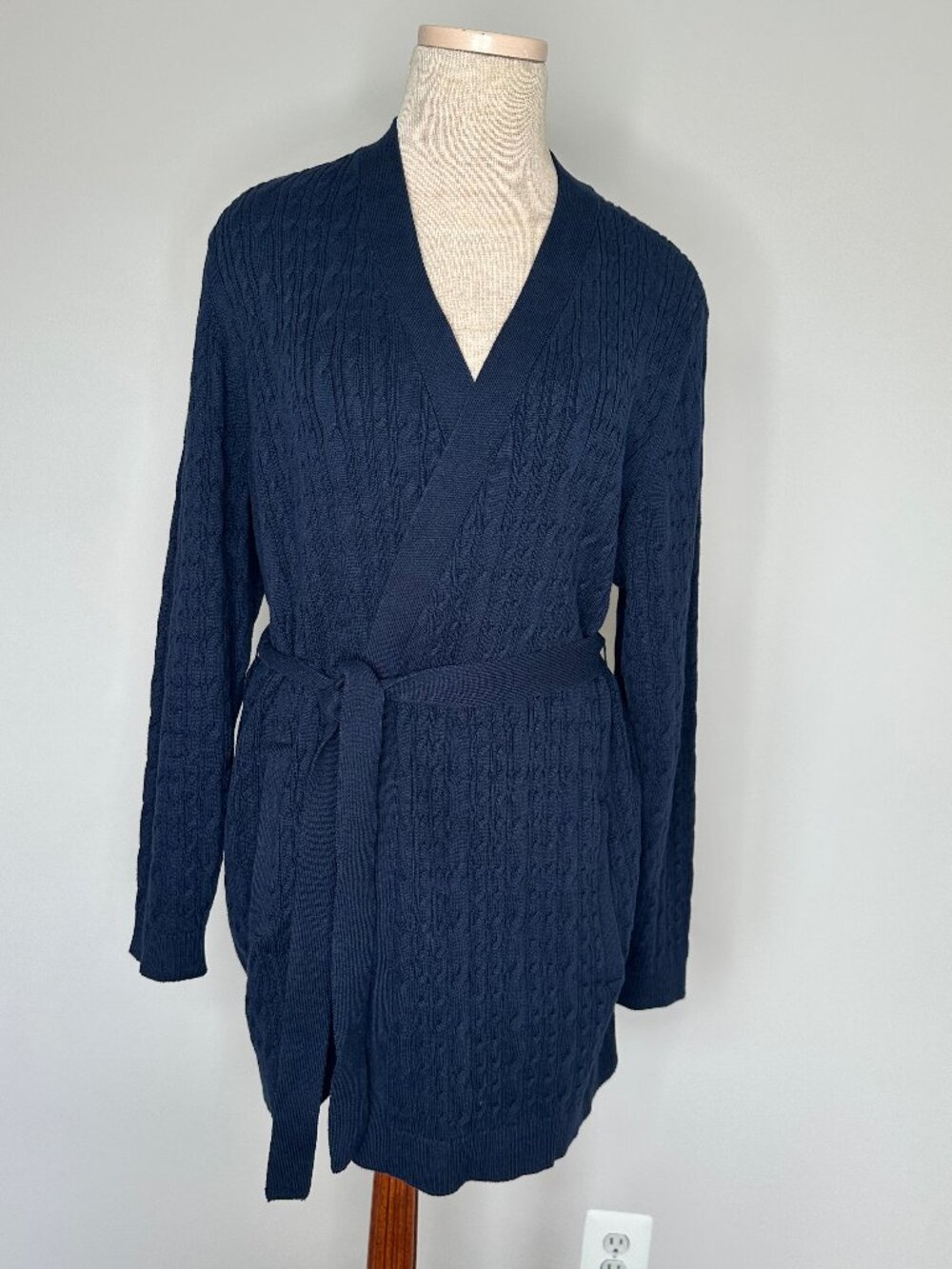 Lands' End Women's Navy Blue Cable Knit Belted Wrap Cardigan Sweater Size 1X